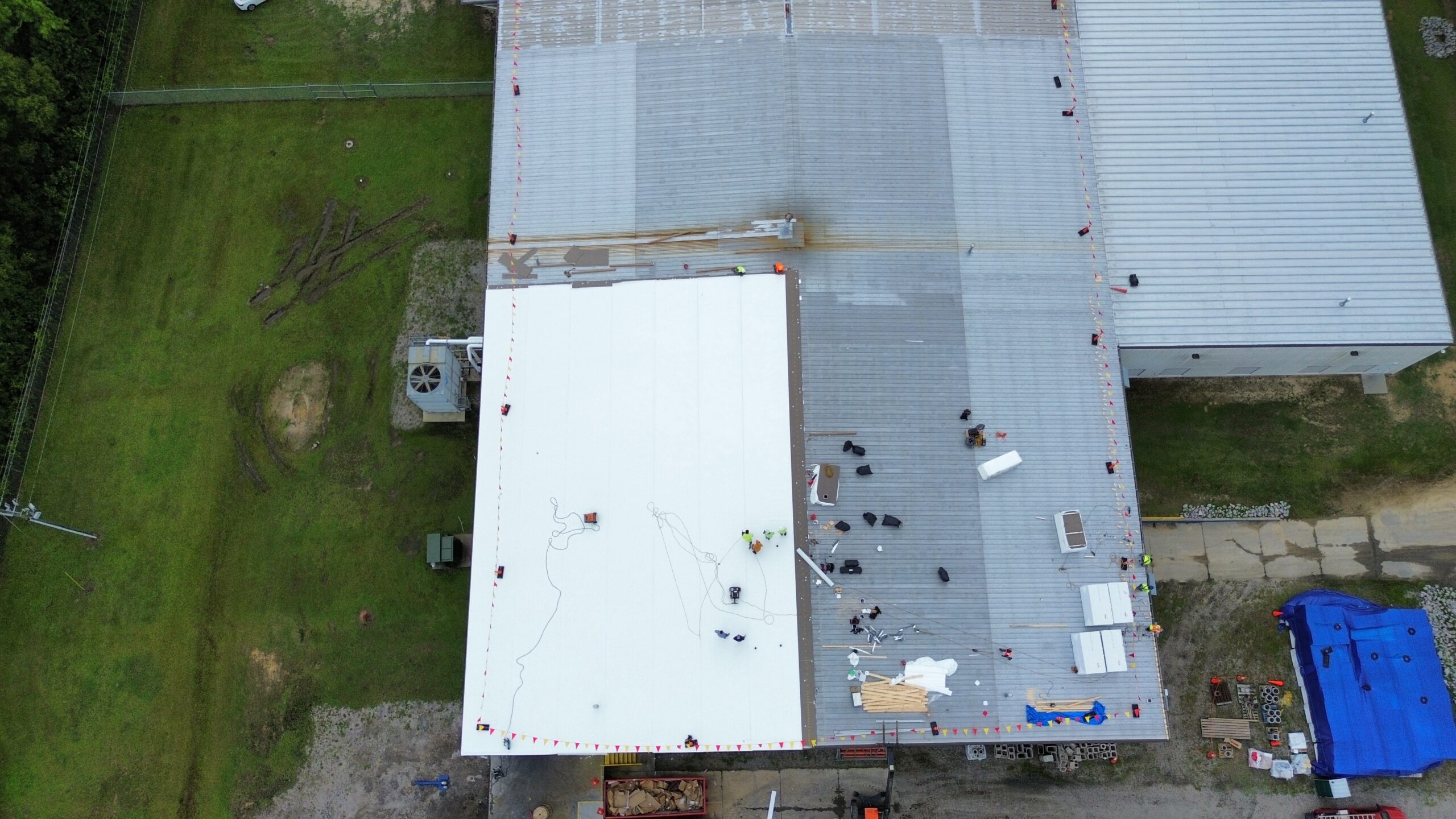 METAL COMMERCIAL ROOFING